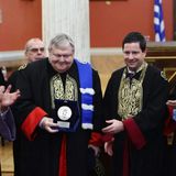 Επίτιμος διδάκτορας της Νομικής Σχολής και του Τμήματος Κοινωνικής Θεολογίας και Θρησκειολογίας της Θεολογικής Σχολής του ΕΚΠΑ αναγορεύθηκε ο πρ. Αντιπρόεδρος της Κυβέρνησης, Ομότιμος καθηγητής Συνταγματικού Δικαίου της Ν.Σ του ΑΠΘ  κ. Ευάγγελος Βενιζέλος